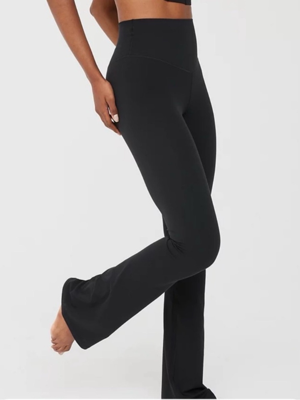 Aerie real me eXtra Bootcut Legging Medium Short